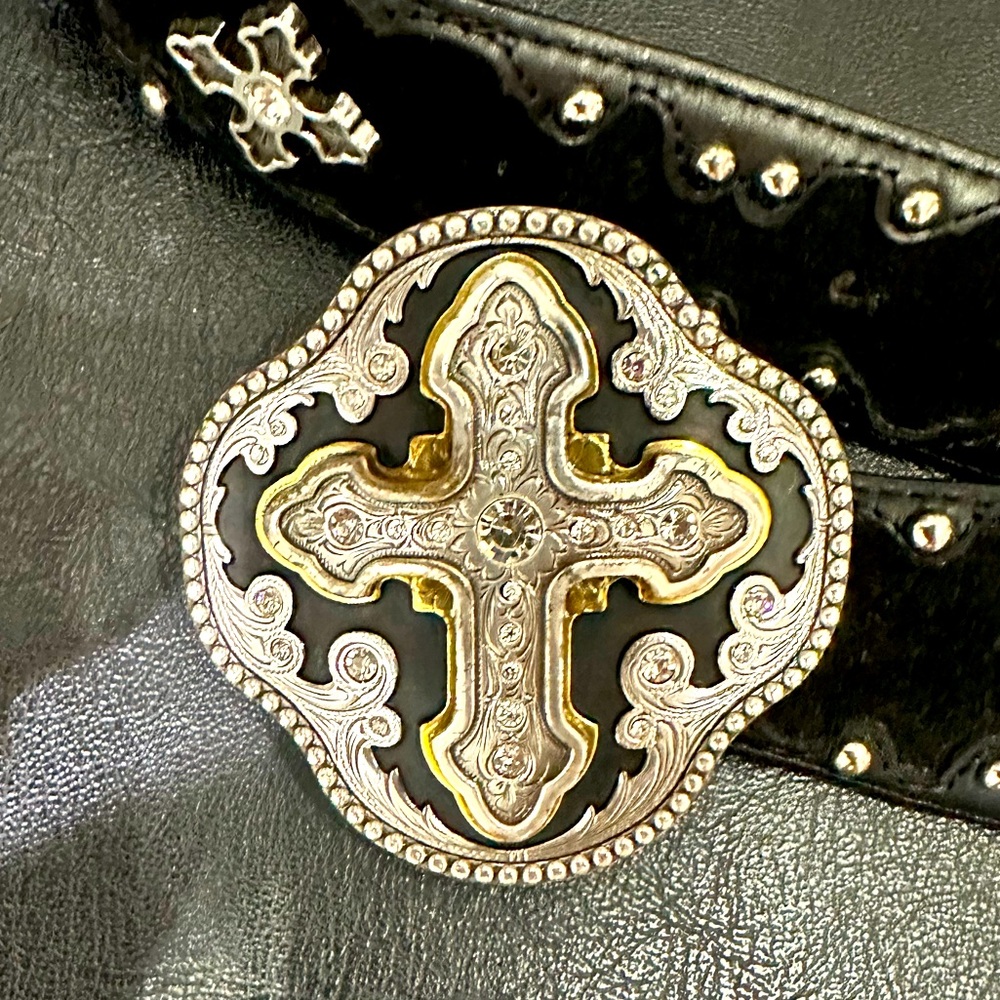 Justin leather studded western belt